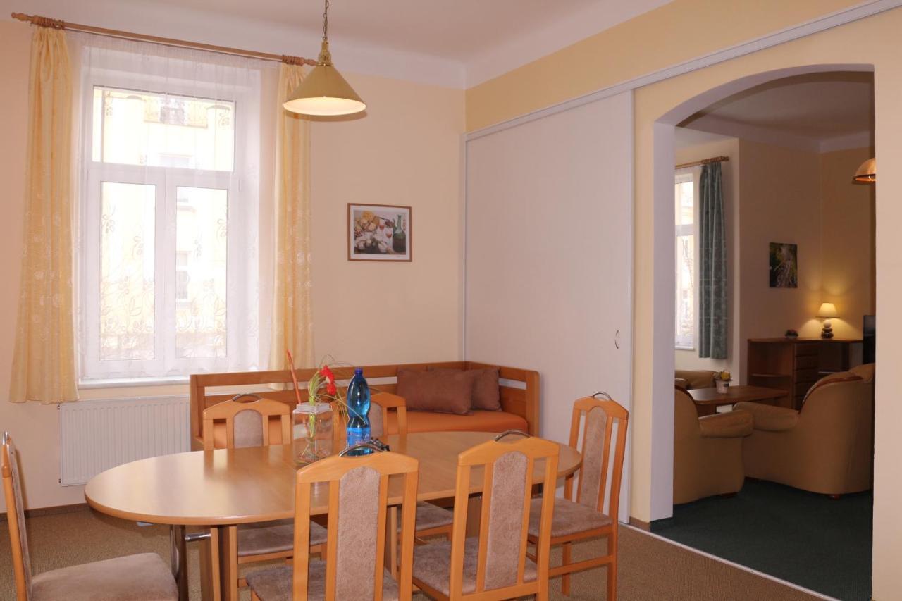 Homely Apartments Villa Christiana Marianske Lazne Exterior foto