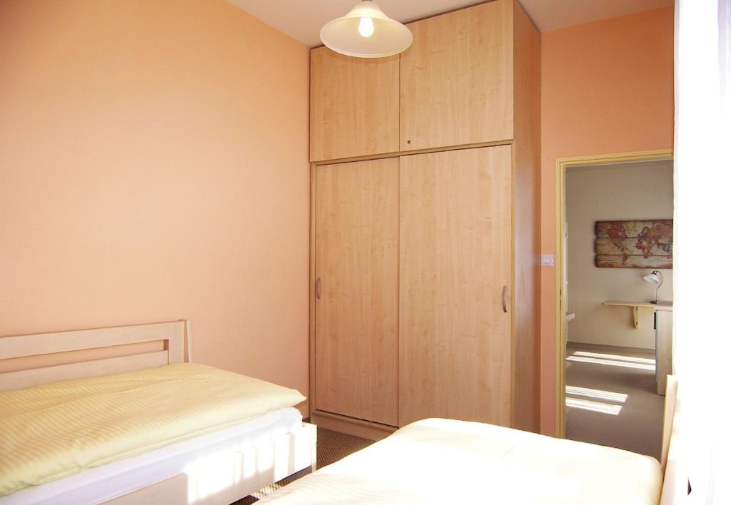 Homely Apartments Villa Christiana Marianske Lazne Quarto foto